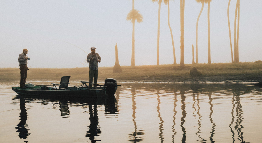 “The late Flip Pallot (left) and Blane Chocklett share a skiff on Florida’s St. John’s River. Photo: Oliver Sutro